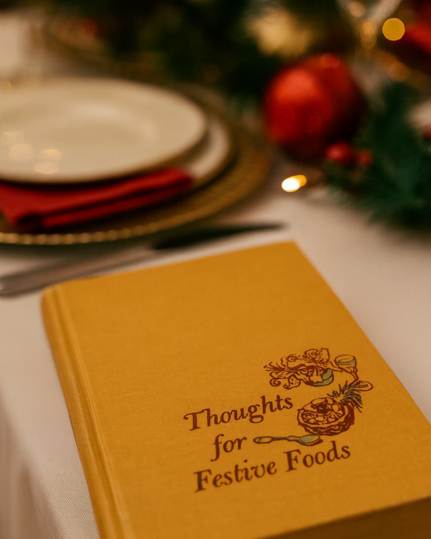 Tête-à-Tête 
in der Library